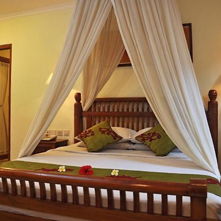 Puri Dewa Bharata Hotel & Villas Legian Exteriér fotografie