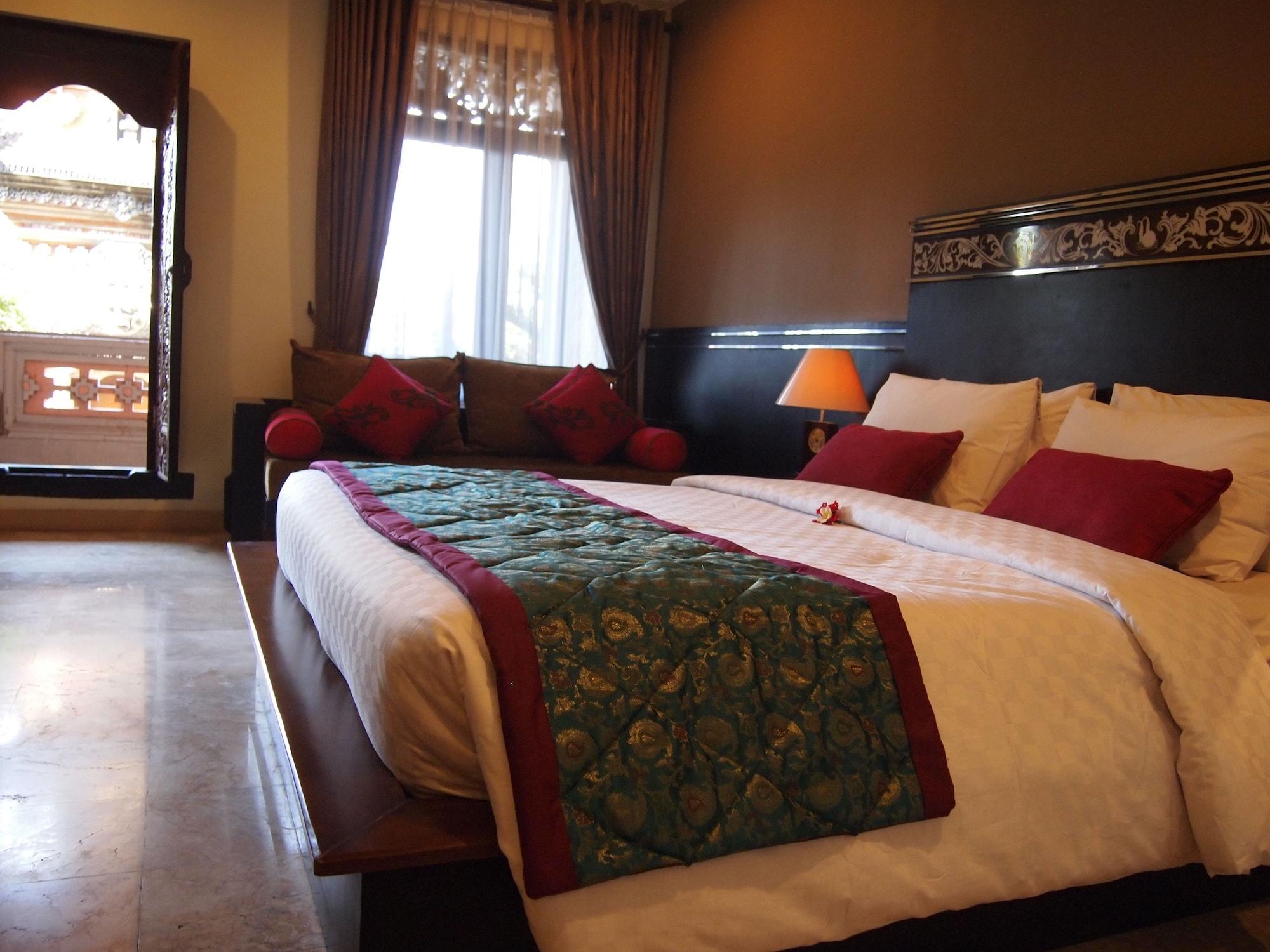 Puri Dewa Bharata Hotel & Villas Legian Exteriér fotografie