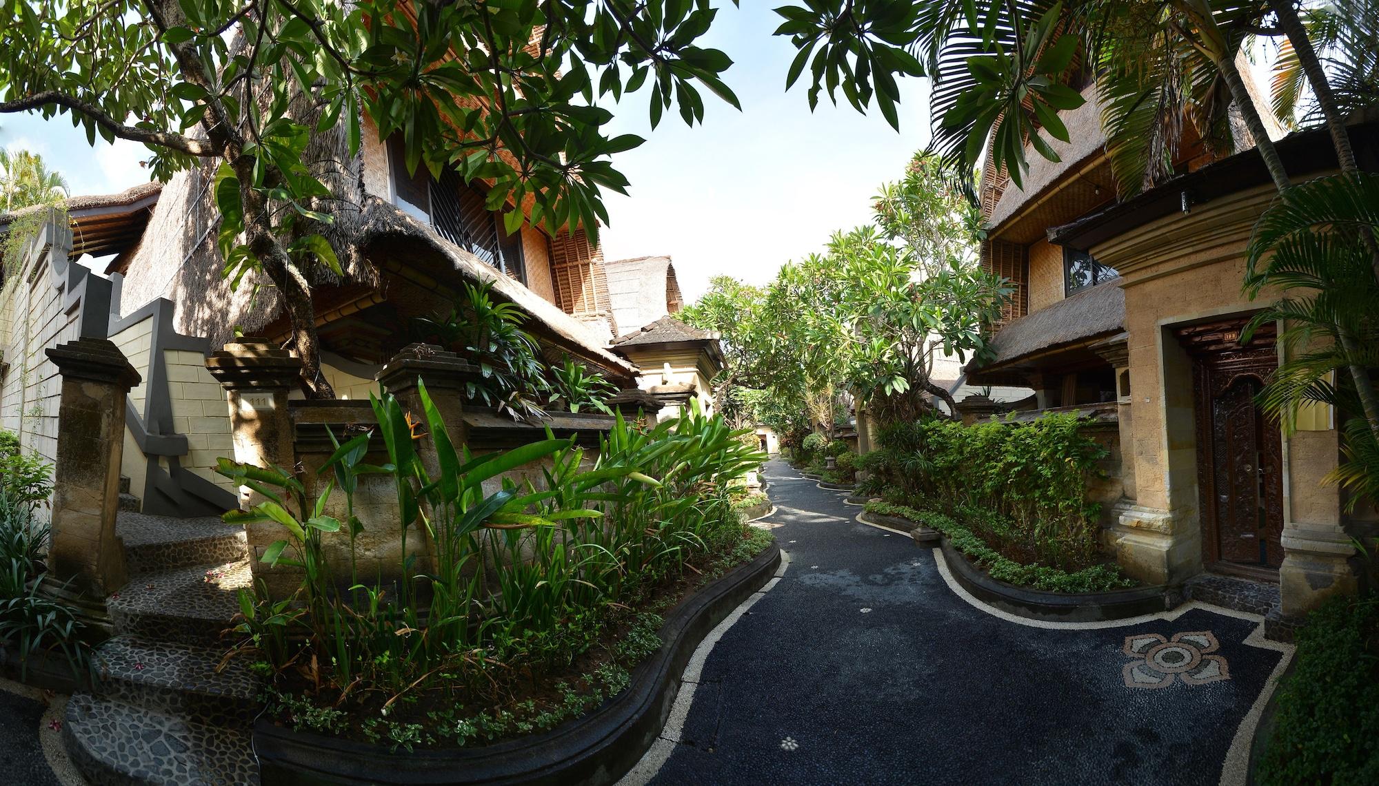 Puri Dewa Bharata Hotel & Villas Legian Exteriér fotografie