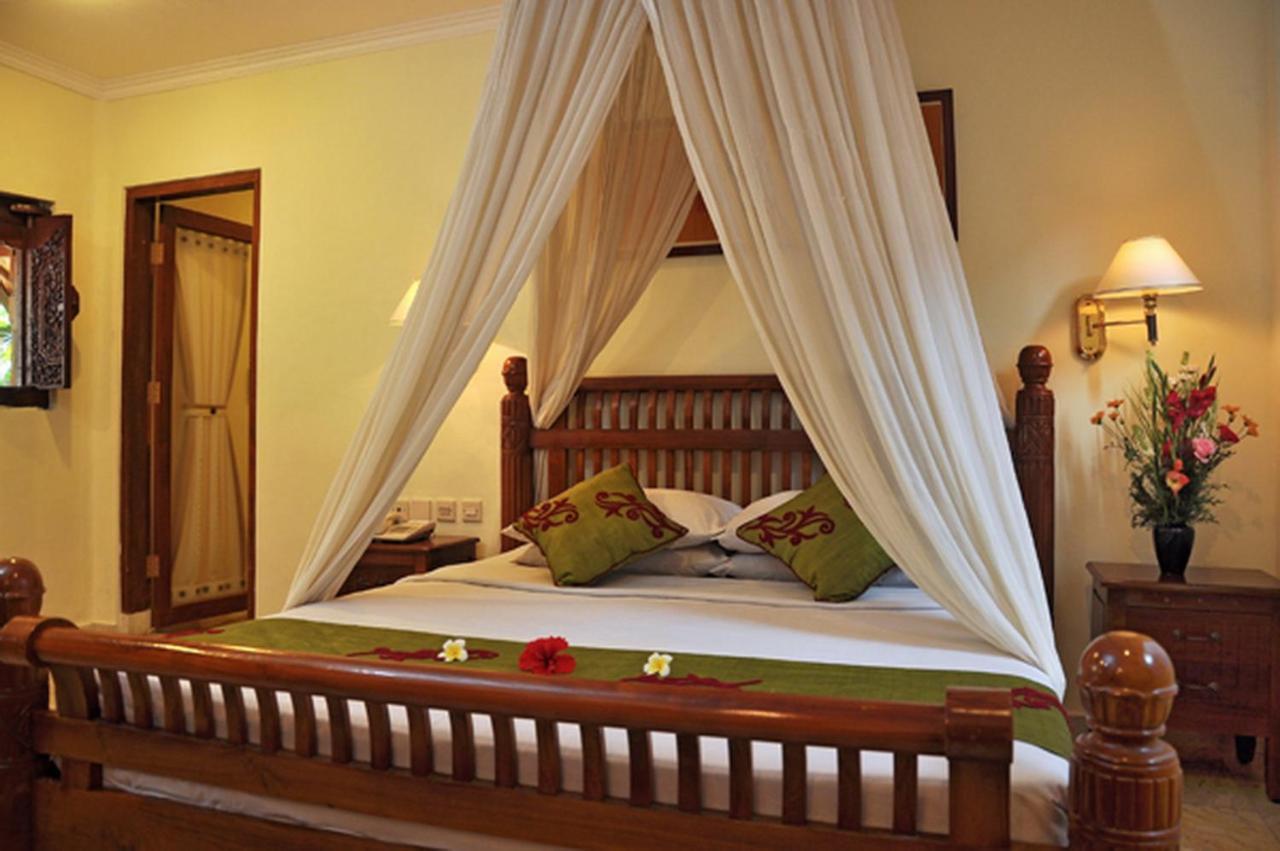 Puri Dewa Bharata Hotel & Villas Legian Exteriér fotografie