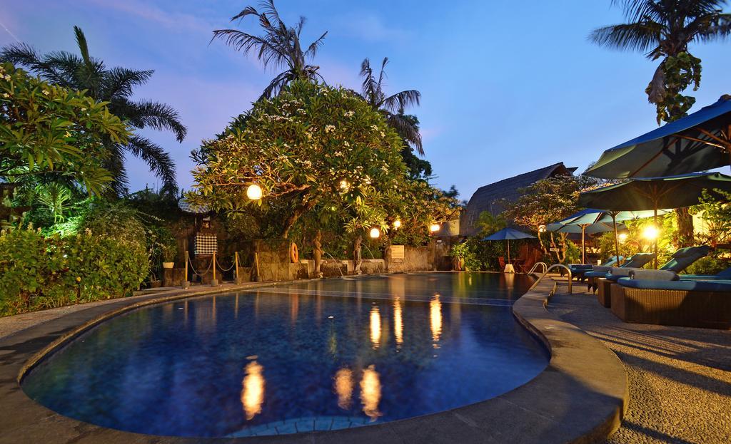 Puri Dewa Bharata Hotel & Villas Legian Exteriér fotografie