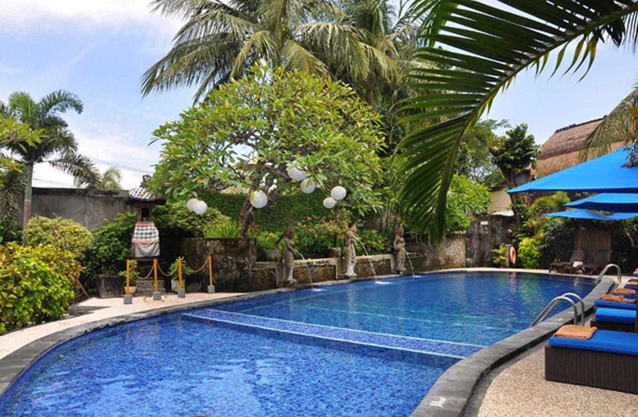 Puri Dewa Bharata Hotel & Villas Legian Exteriér fotografie